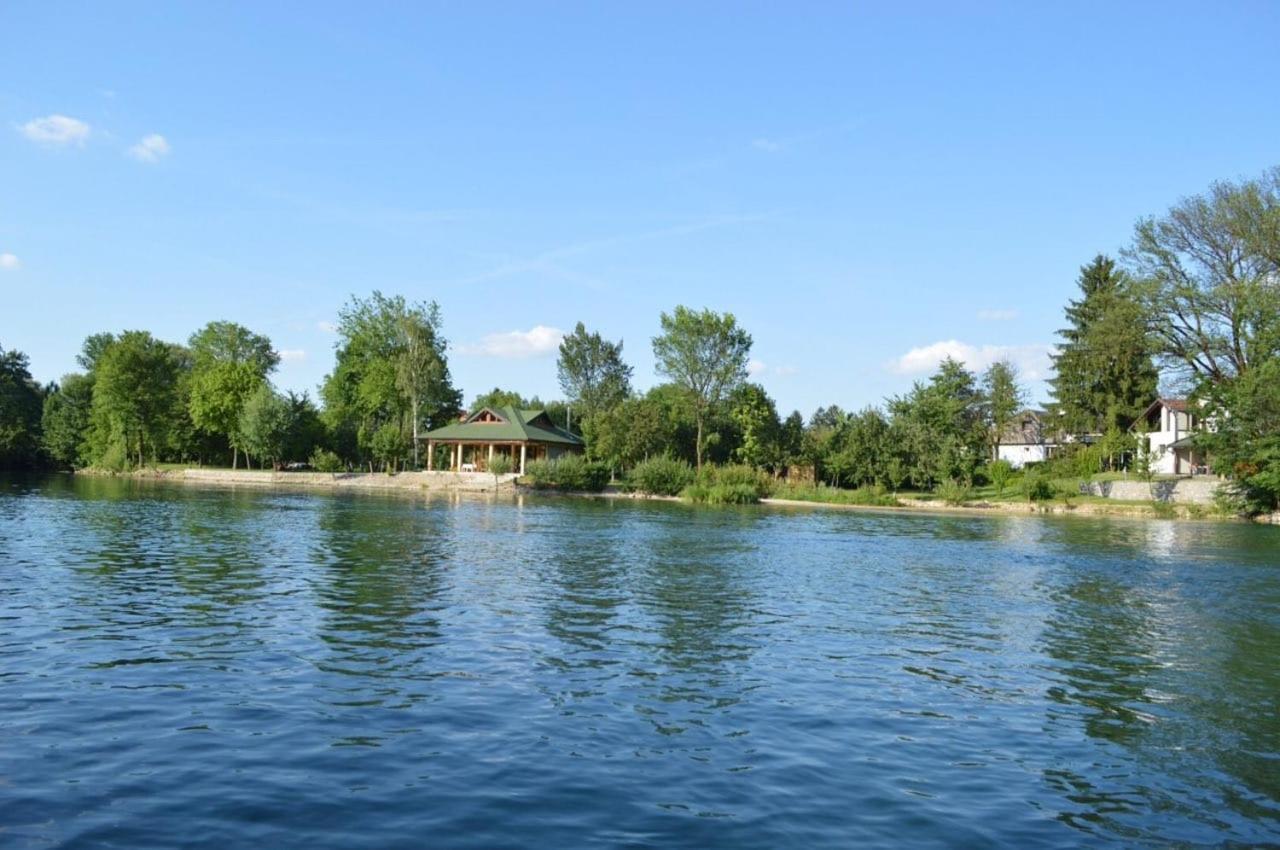 Villa My Island Bihać Екстериор снимка