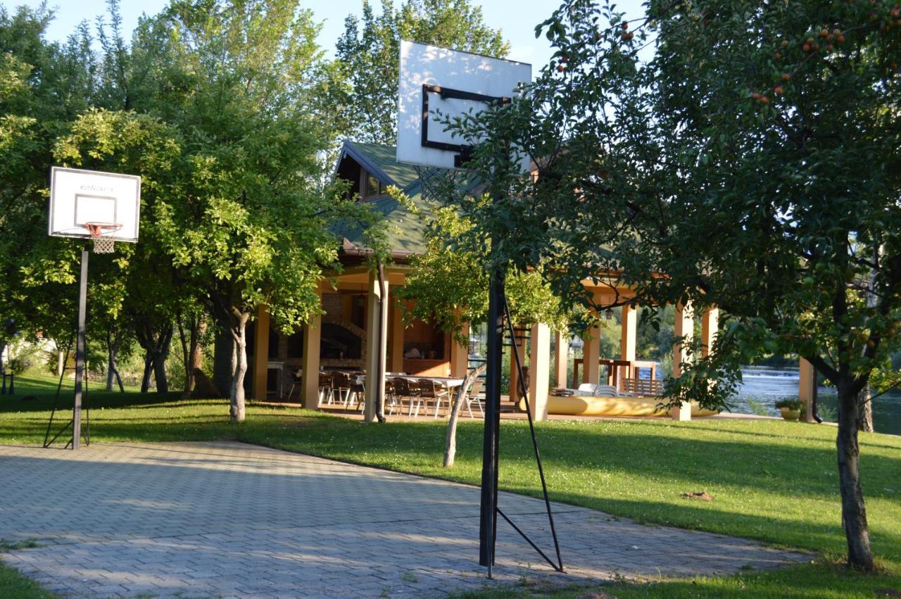 Villa My Island Bihać Екстериор снимка