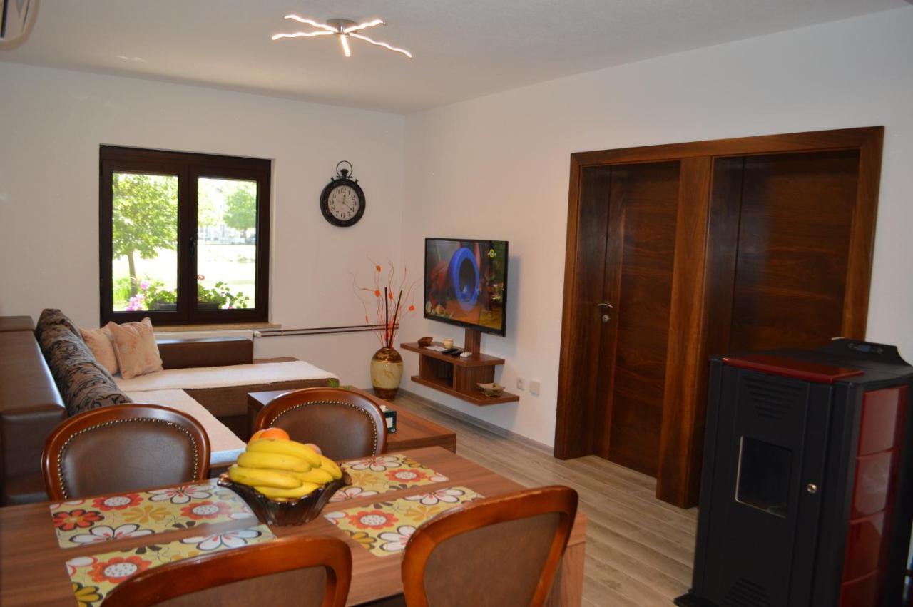 Villa My Island Bihać Екстериор снимка